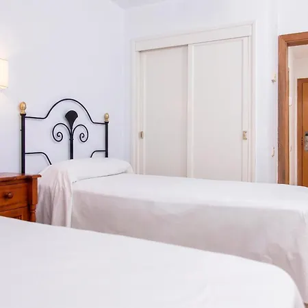 Rvhotels Mar De Tossa 3* توسا ذي مار