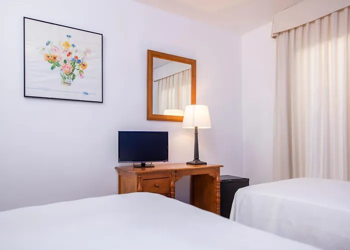 Hotel Rvhotels Mar De Tossa 3*