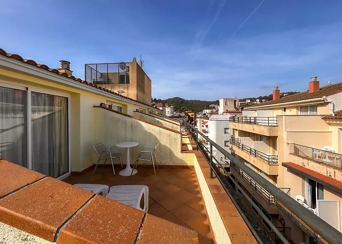 Отель Rvhotels Mar De Tossa Тосса-де-Мар